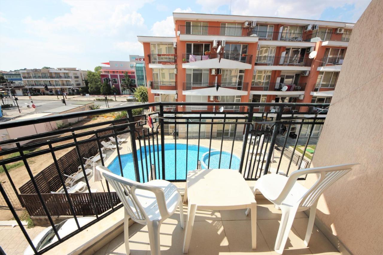 Menada Apartments In Karolina 써니비치 외부 사진
