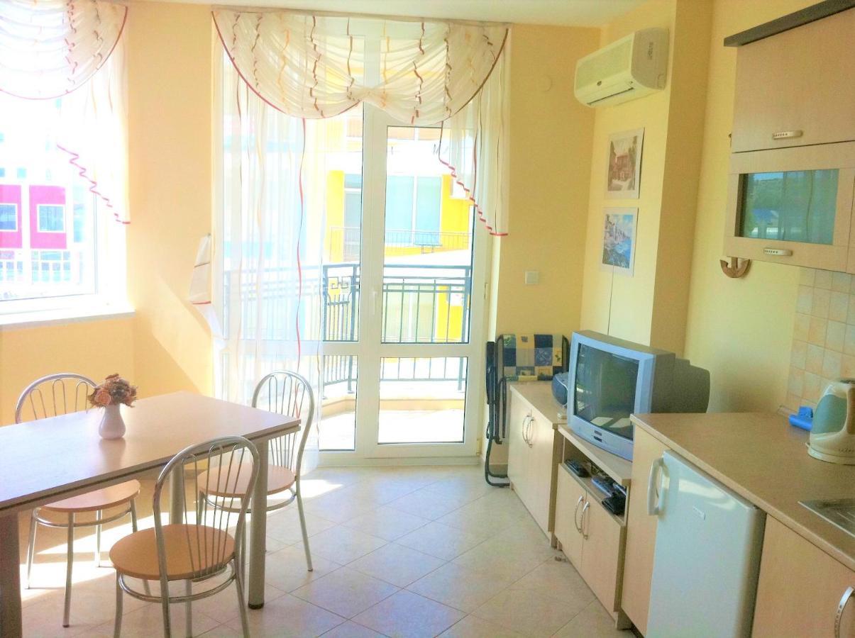 Menada Apartments In Karolina 써니비치 외부 사진