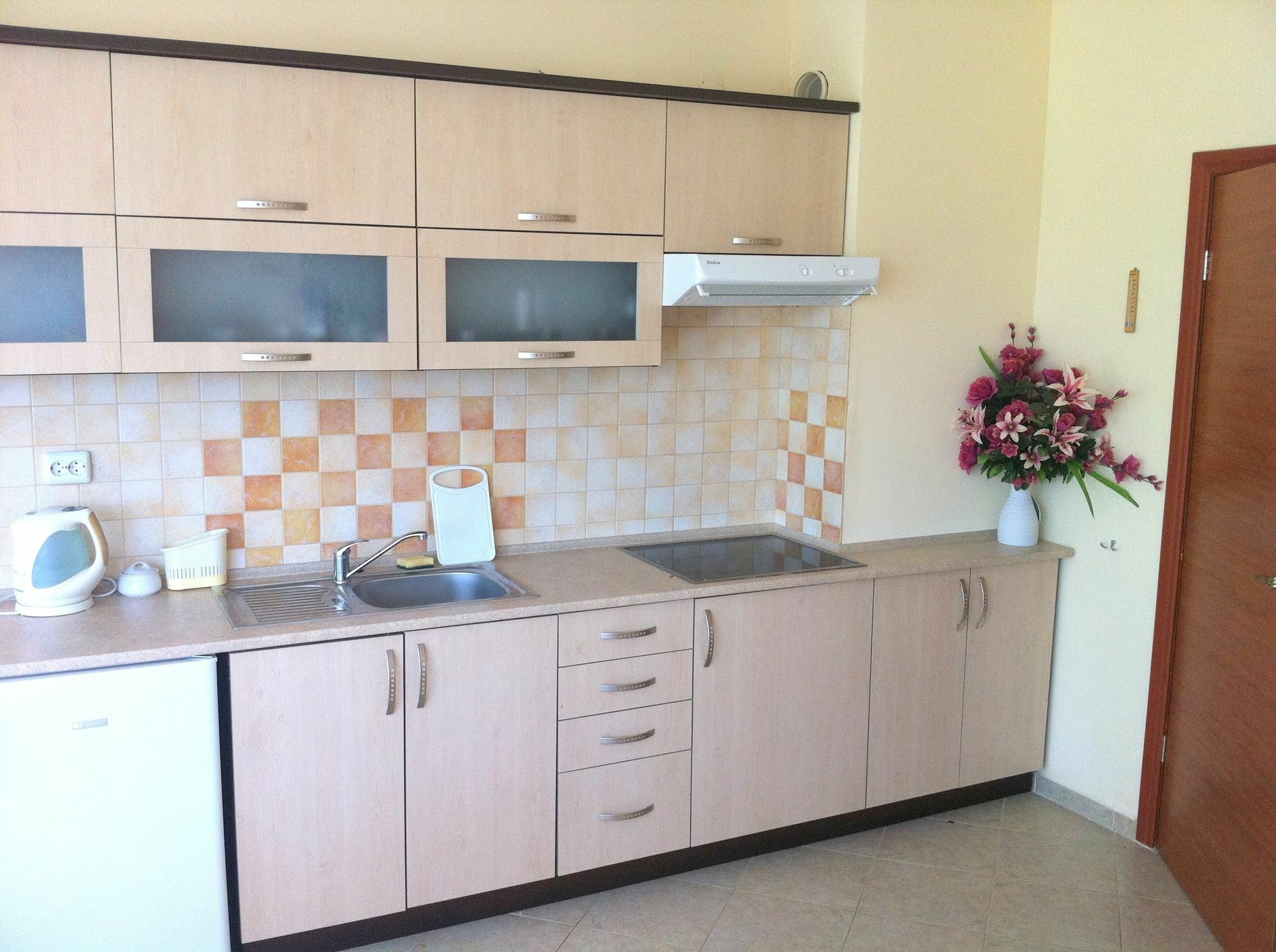 Menada Apartments In Karolina 써니비치 외부 사진